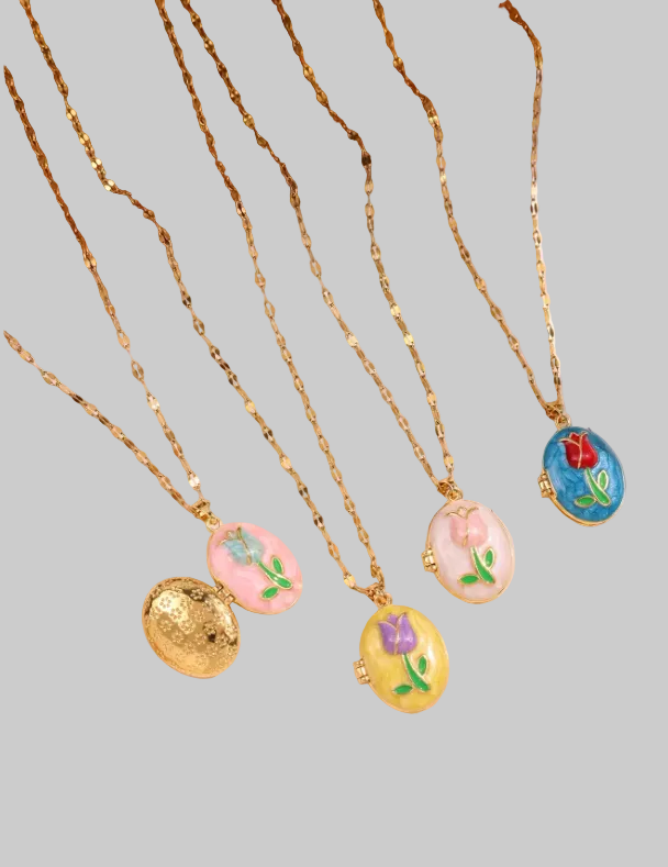 enchanted garden lockets (its openable)
