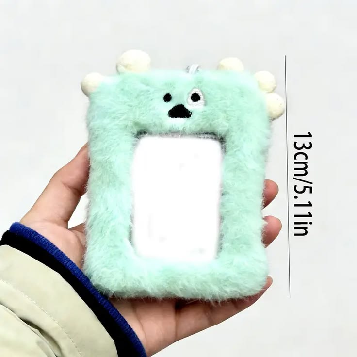 CORTIS: card holder