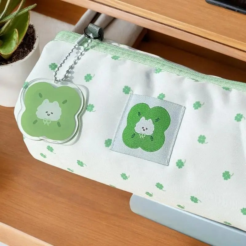 four leaf clover pouch