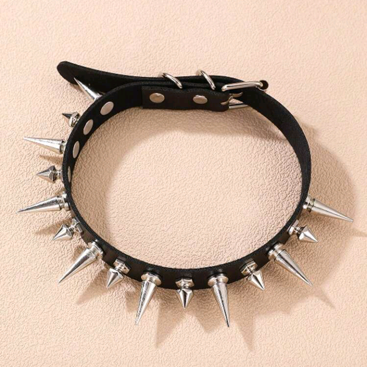 punk spikes necklace