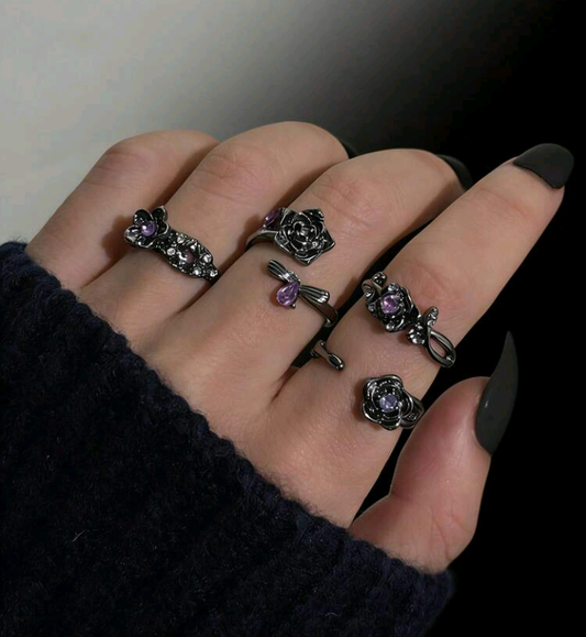 black floral rings set