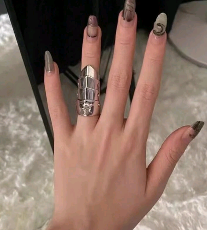 knuckle rings