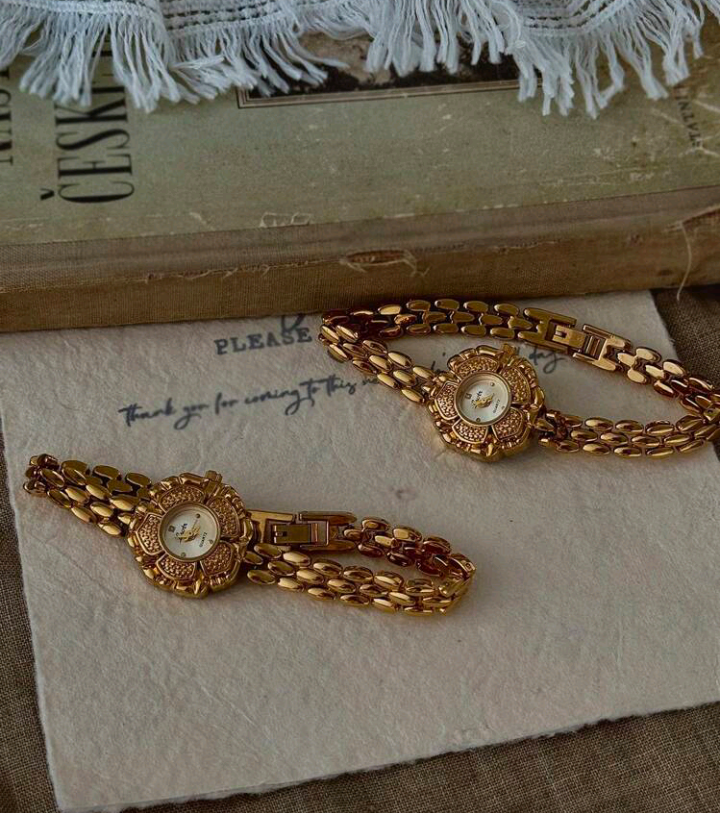 luxury flower golden watch (1pc)