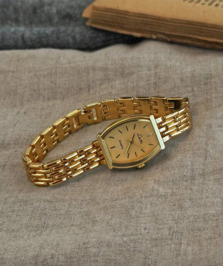 daily wear golden watch