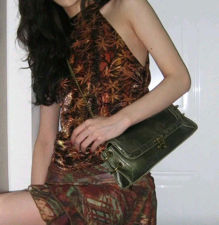 elegant textured green/black bag