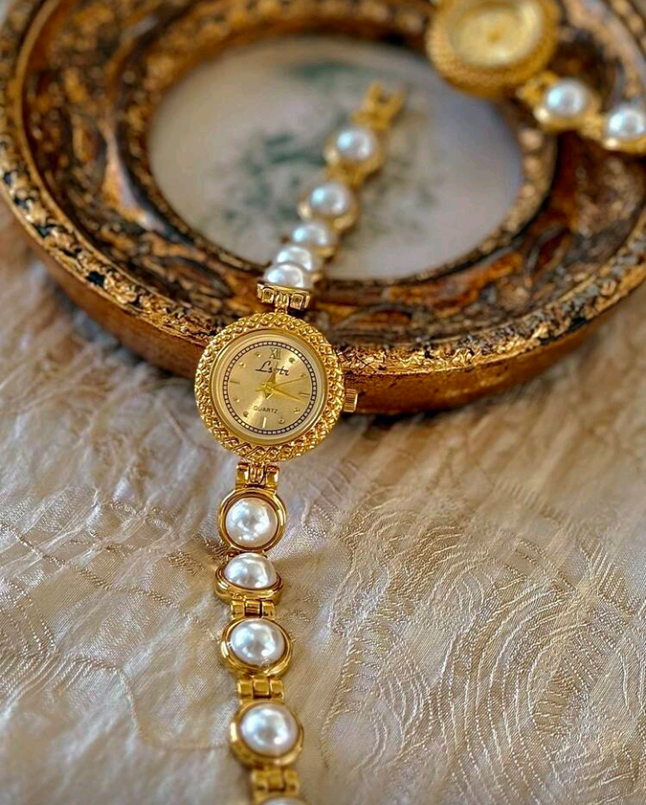 pearl strap watch (1 pc)