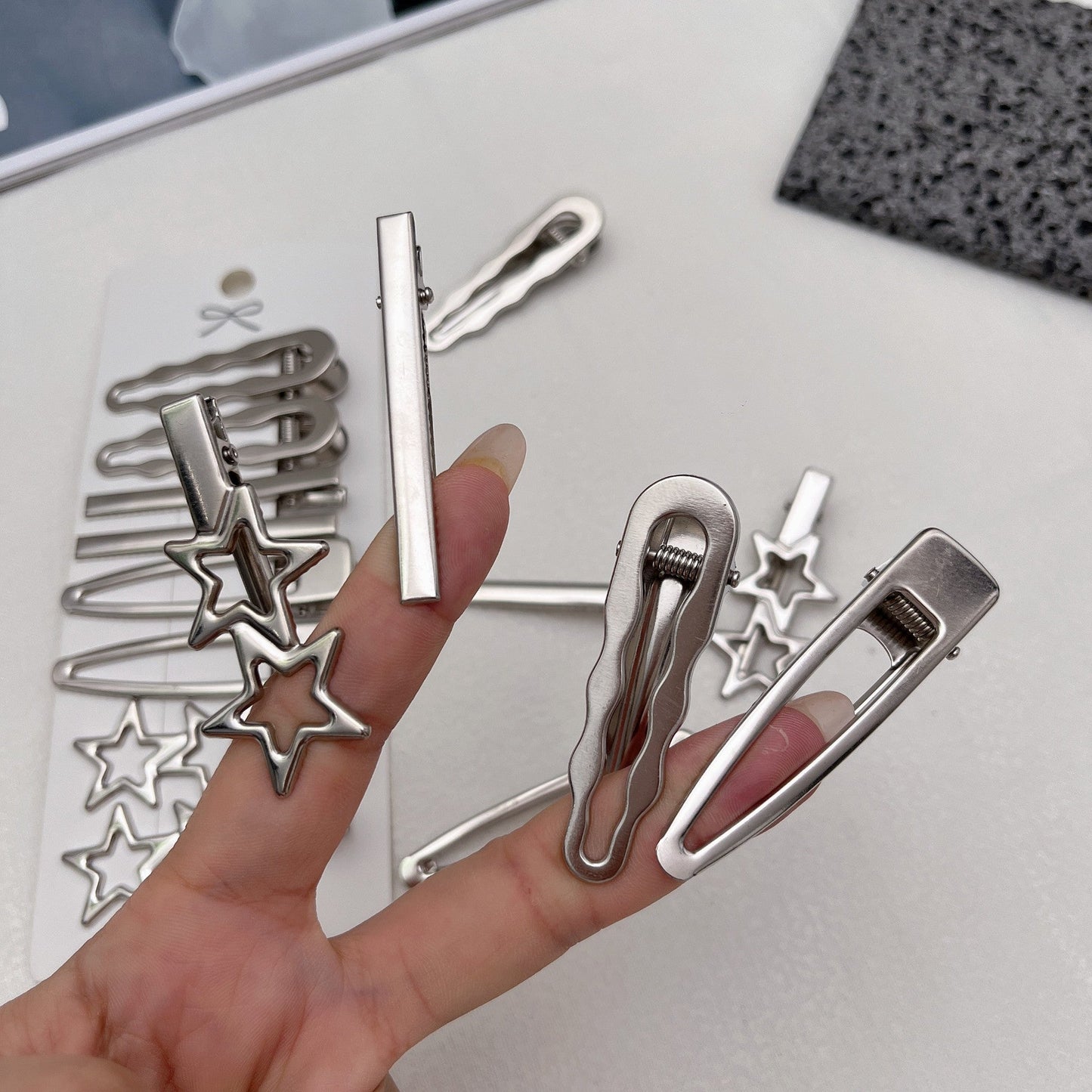 y2k hair pins