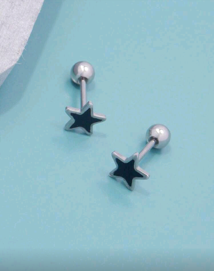 star studs/earrings/septum piercing