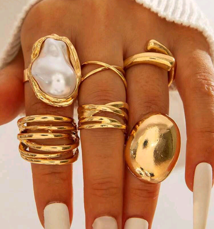 gold rings set (6 pcs)