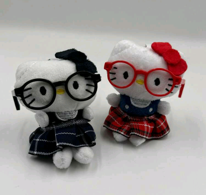 nerd hello kitty plush keychain