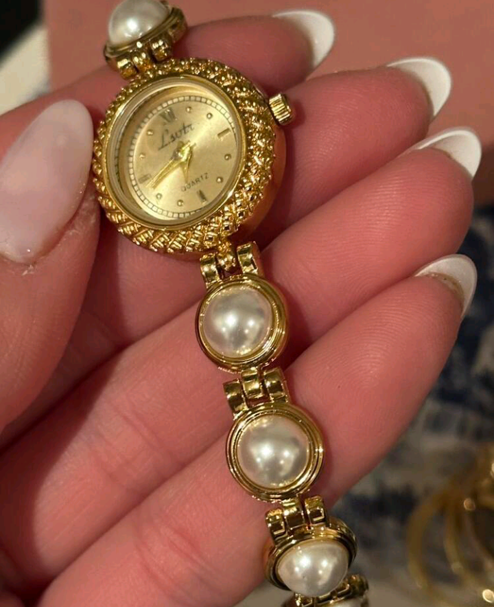 pearl strap watch (1 pc)