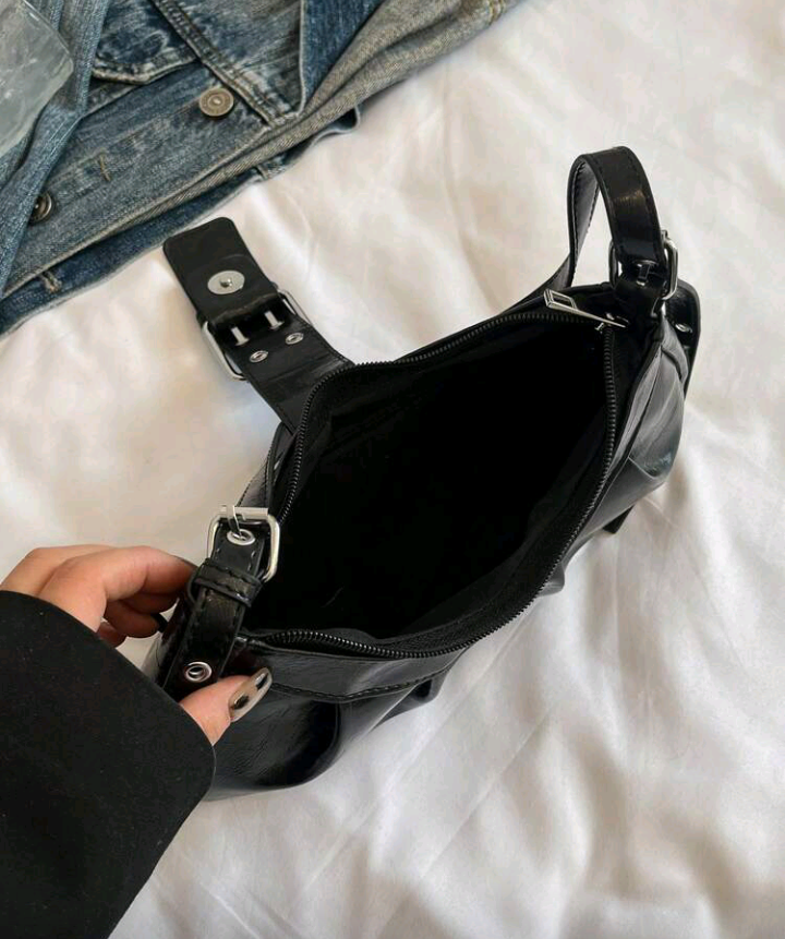 classy bag (available in 3 colors)