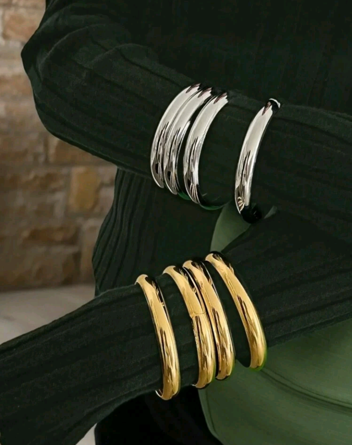 chunky metal bangles 4 pcs